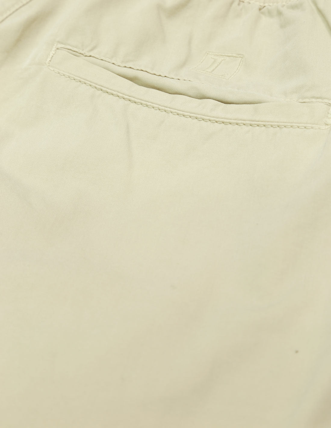 Pantalón Popelin Cuerda Beige (118322_5.jpg)