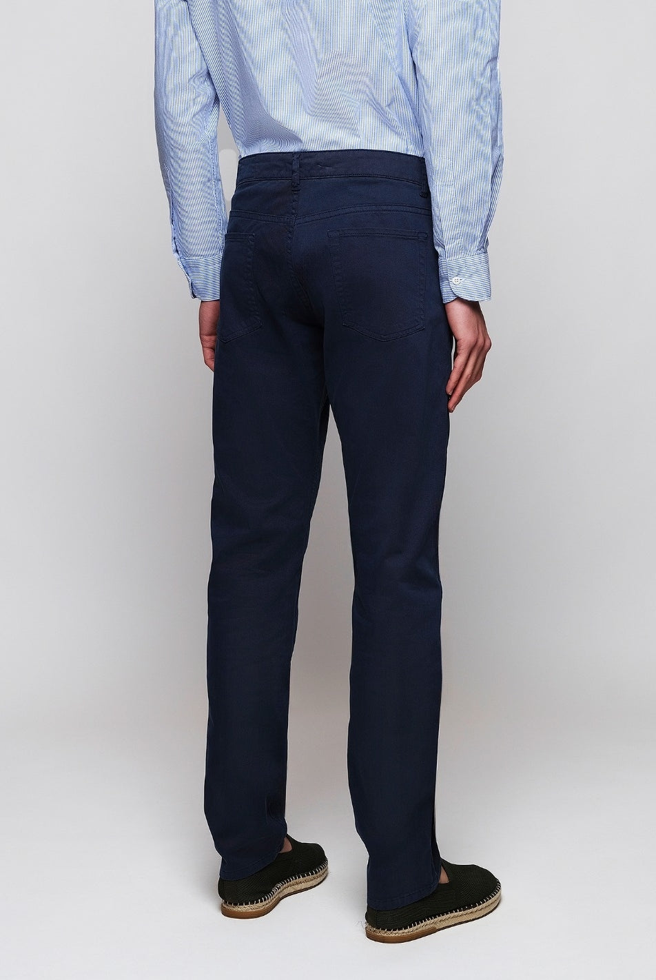 Pantalón 5 Bolsillos Azul Oscuro (118395_2.jpg)