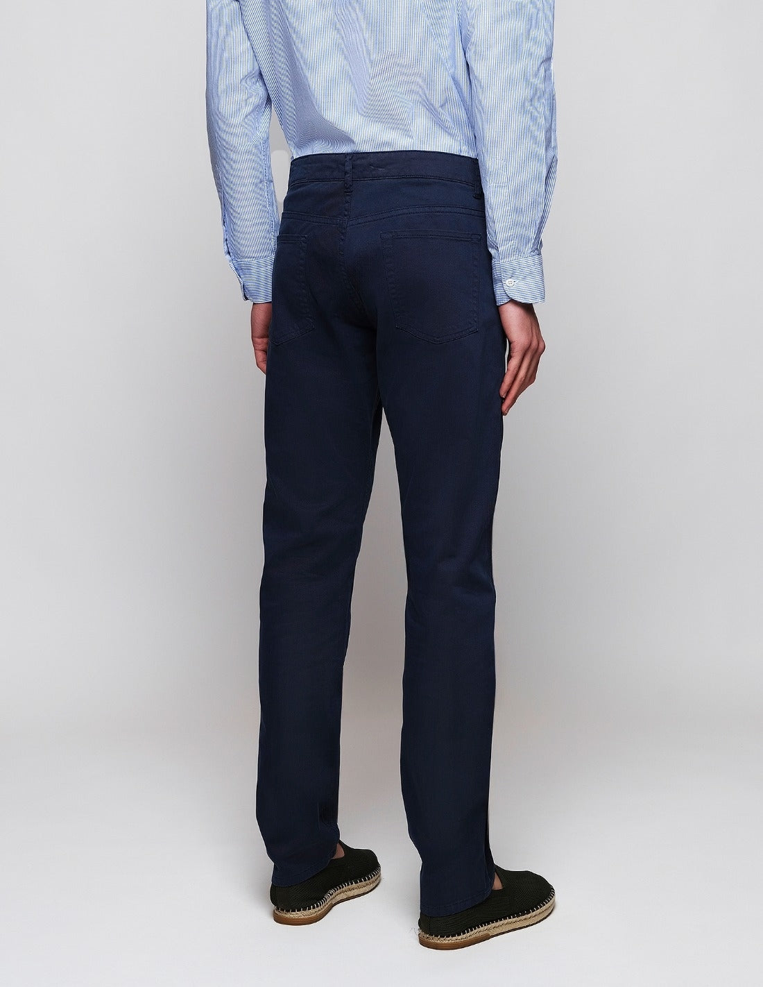 Pantalón 5 Bolsillos Azul Oscuro (118395_2.jpg)