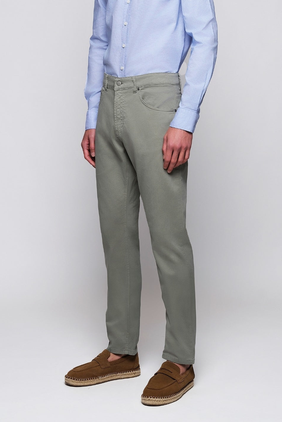 Pantalón 5 Bolsillos Verde (118397_1.jpg)