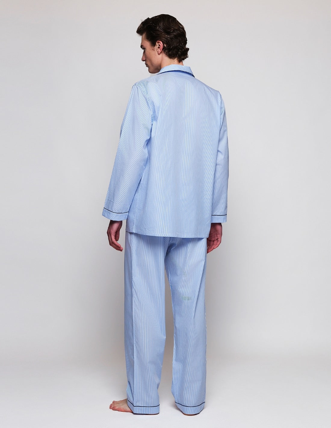 Pijama Largo Mil Rayas Azul (118529_3.jpg)