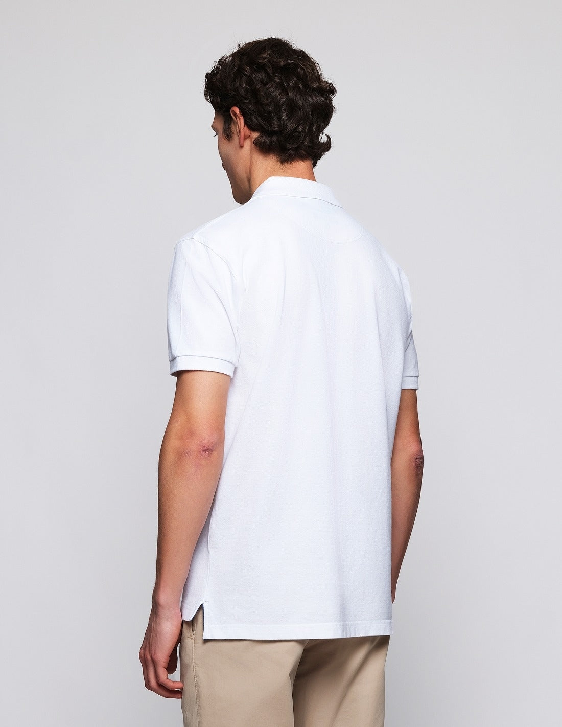 Polo Pique Manga Corta Blanco (118544_2.jpg)