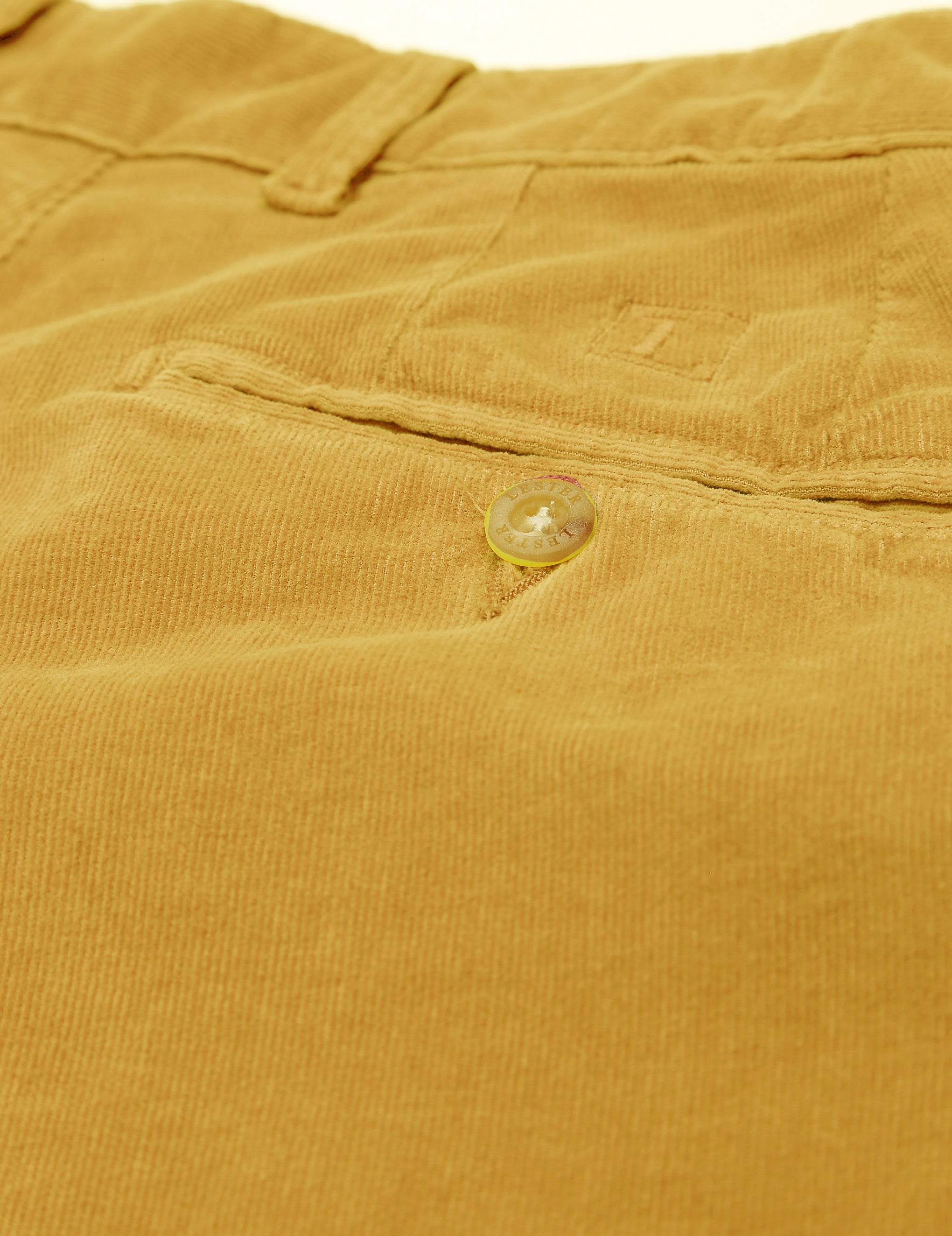 Pantalón chino micropana Amarillo
