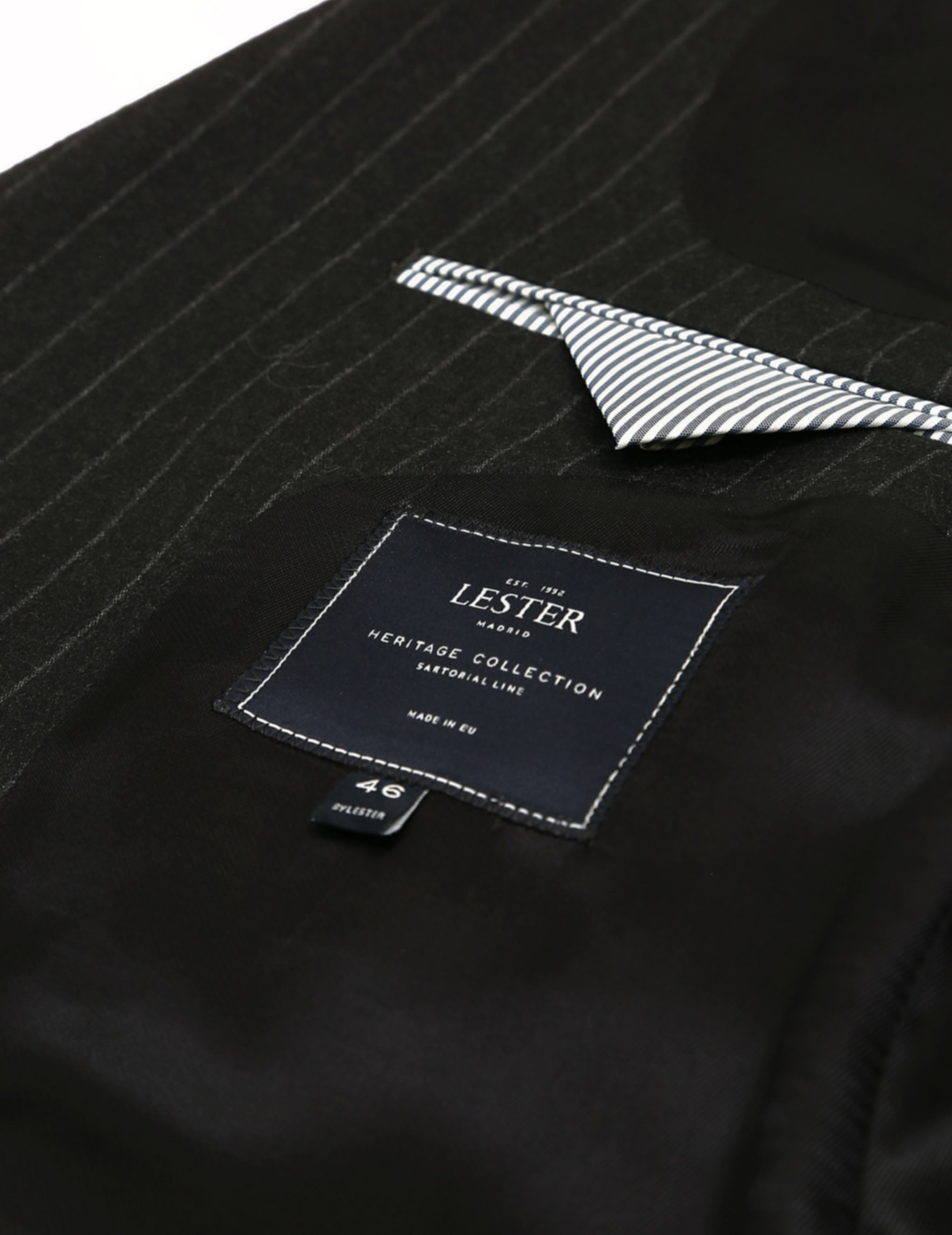 Traje hombre raya diplotamica Gris