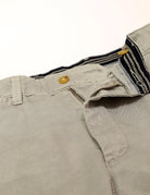 Pantalón chino lavado Gris