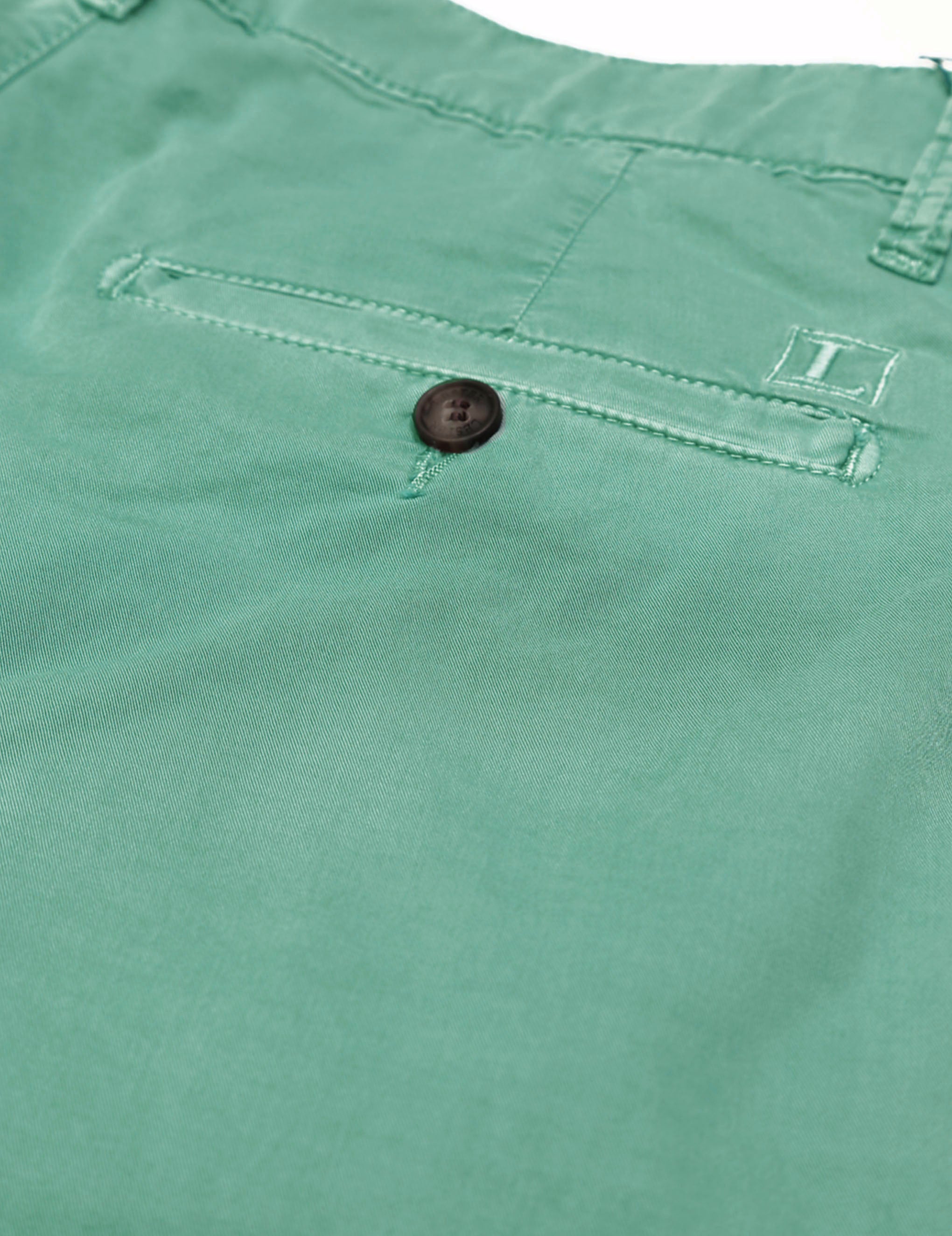 Bermuda gabardina Verde claro