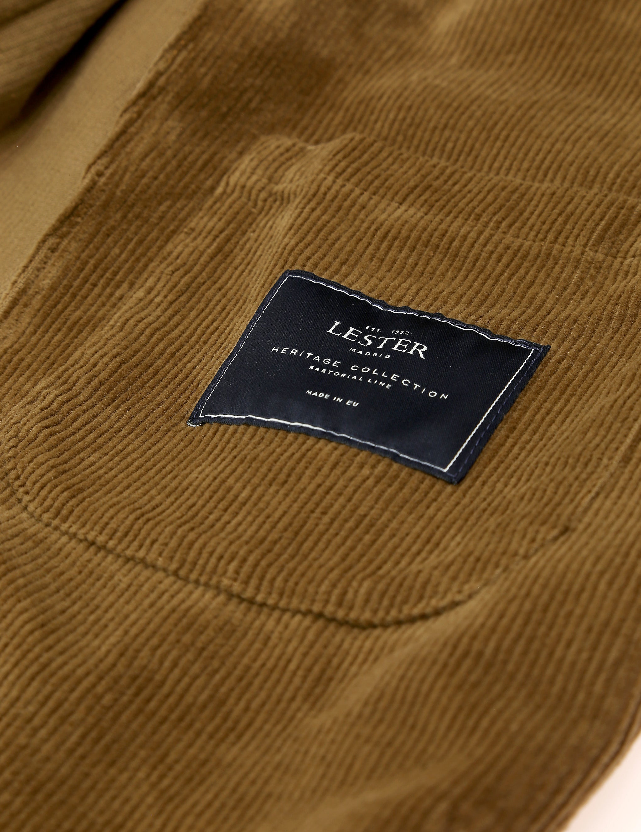 Chaqueta pana lavada Beige