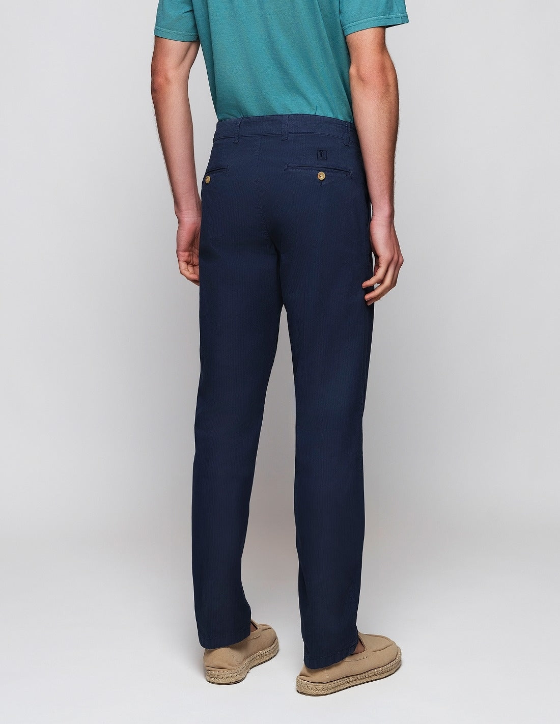 Pantalón Seersucker Azul (118326_2.jpg)