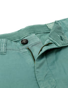 Pantalón Chino Popelin Verde (118408_2.jpg)