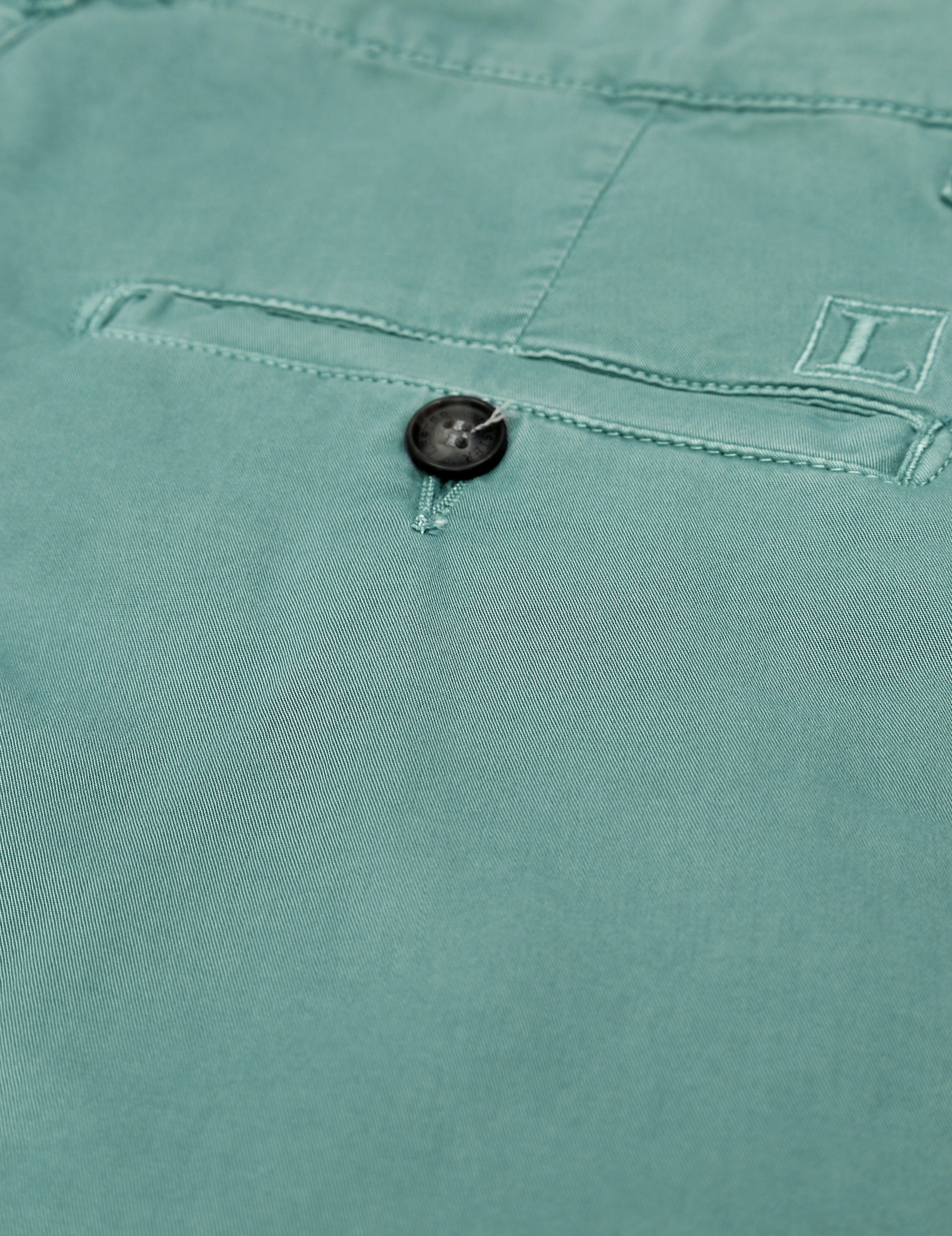 Pantalón Chino Popelin Verde (118408_3.jpg)