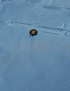 Pantalón Chino Popelin Azul Medio (118409_5.jpg)