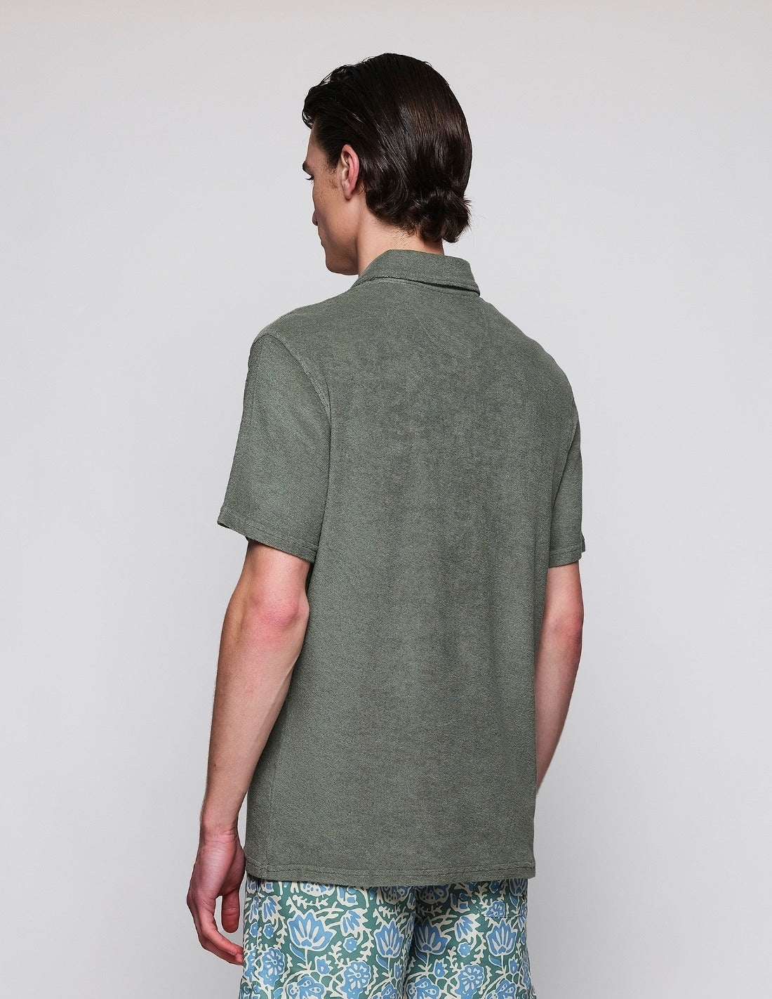 Polo Rizo Open Collar Verde (118448_2.jpg)