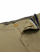 Pantalón gabardina elastan pinzas Beige