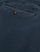 Pantalón chino sarga lavado Azul
